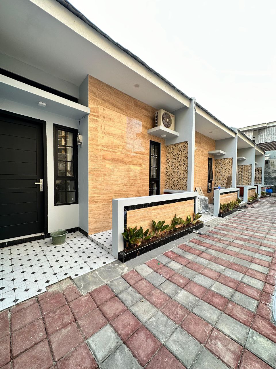 RUMAH CANTIK EKONOMIS